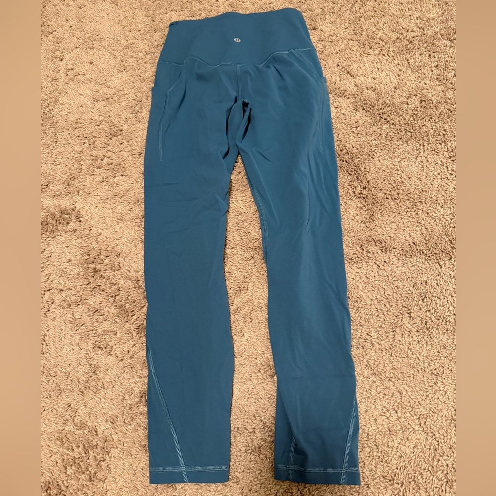 Lululemon leggings size 6 - Picture 2 of 3